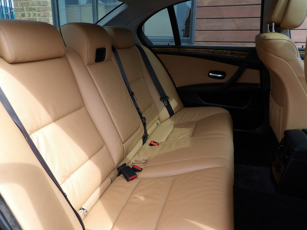 BMW 5 Series 2.0 520D M Sport Touring 175 Bhp Grey #10