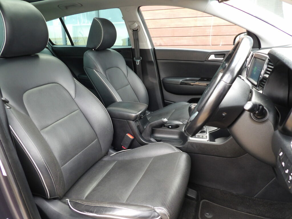 Kia Sportage 1.7 Crdi Isg 2 White #11