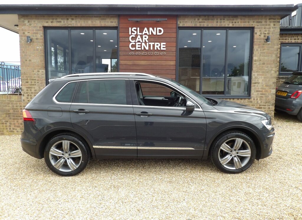 Volkswagen Tiguan Estate 1.5 Tsi Evo 150 Match Dsg. Grey #2