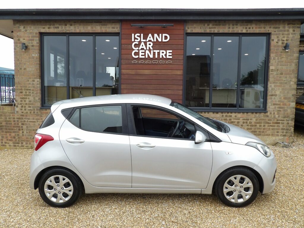 Hyundai I10 Hatchback 1.2 Se Silver #2