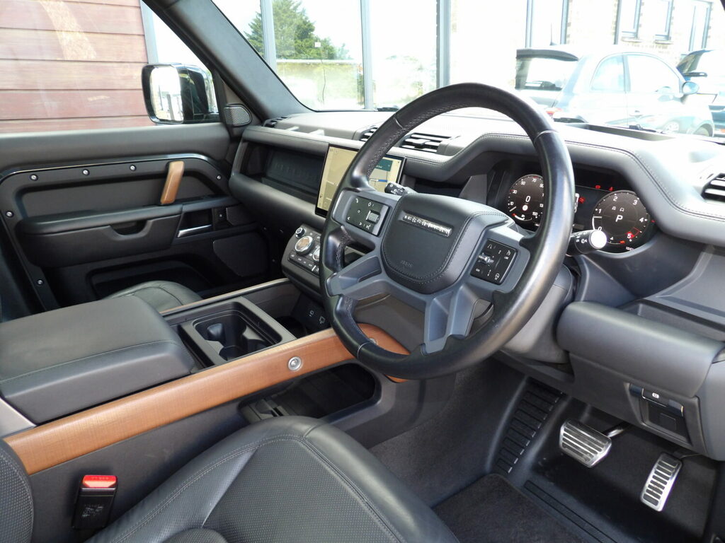 Land Rover Defender 110 X-dynamic Se Green #15