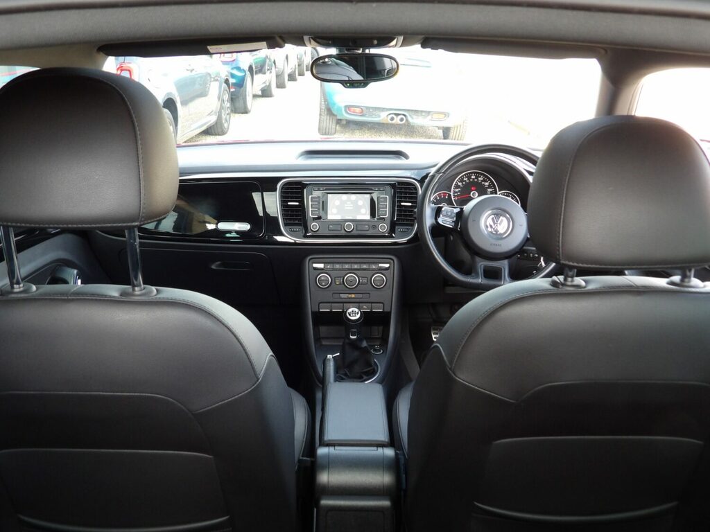 Volkswagen Beetle 1.4 Design Tsi 158 Bhp White #9