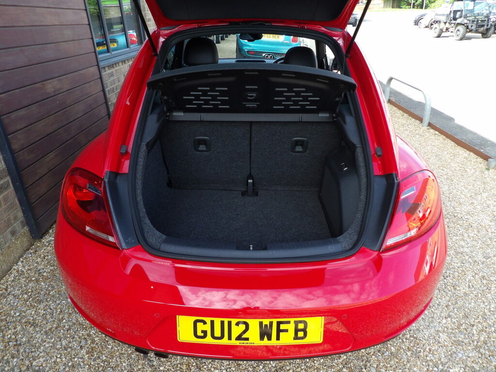 Volkswagen Beetle Hatchback 1.4 Tsi Sport Red #6