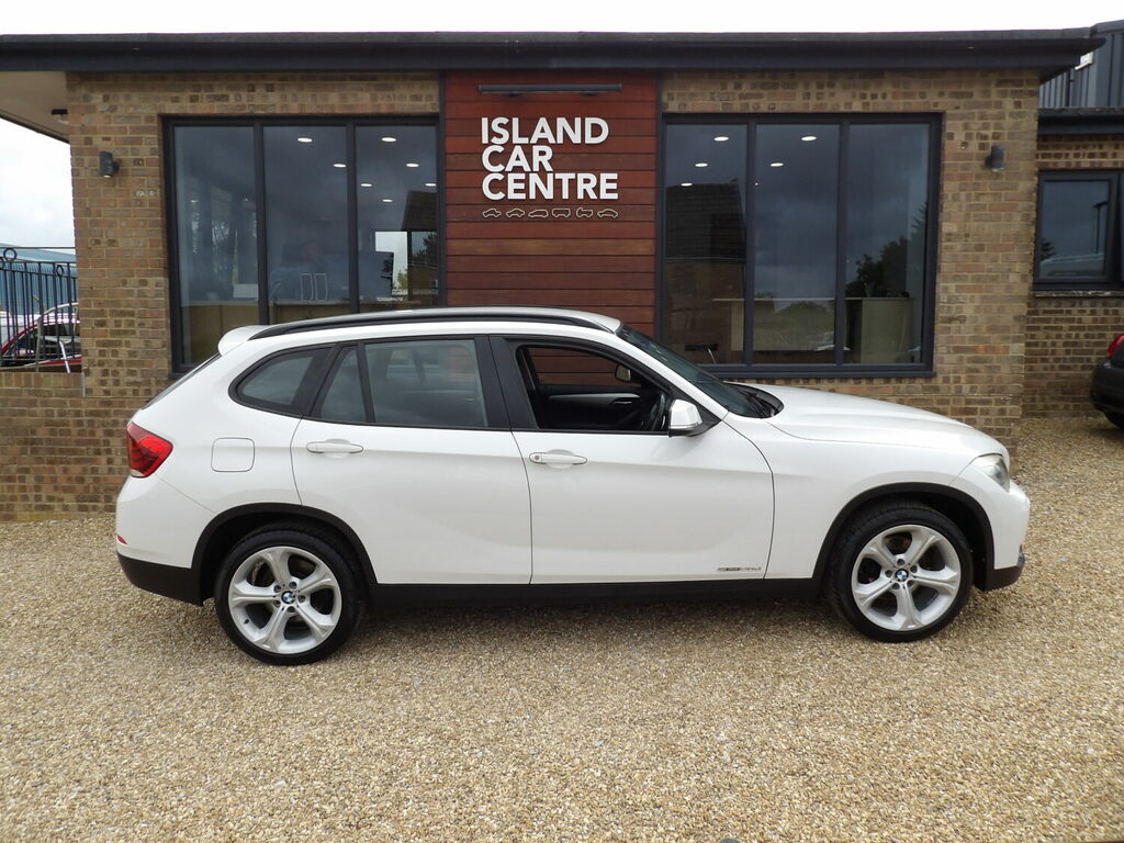 BMW X1 Suv 2.0 20D Se Xdrive 201212 Black #2