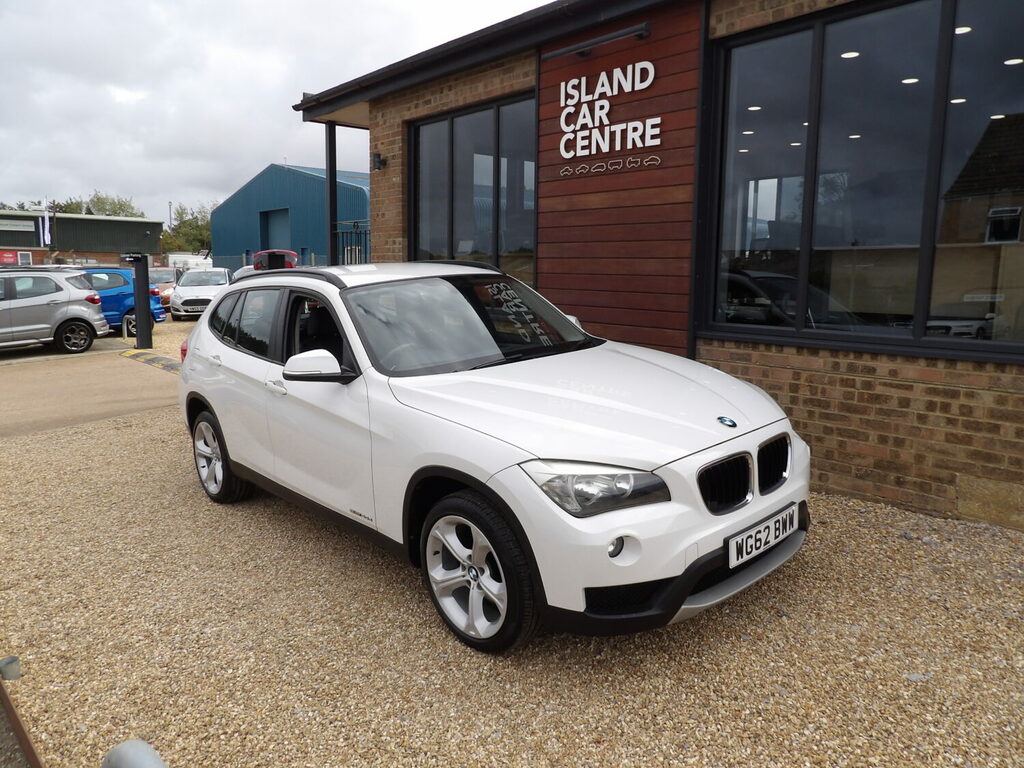 BMW X1 Suv 2.0 20D Se Xdrive 201212 Black #3