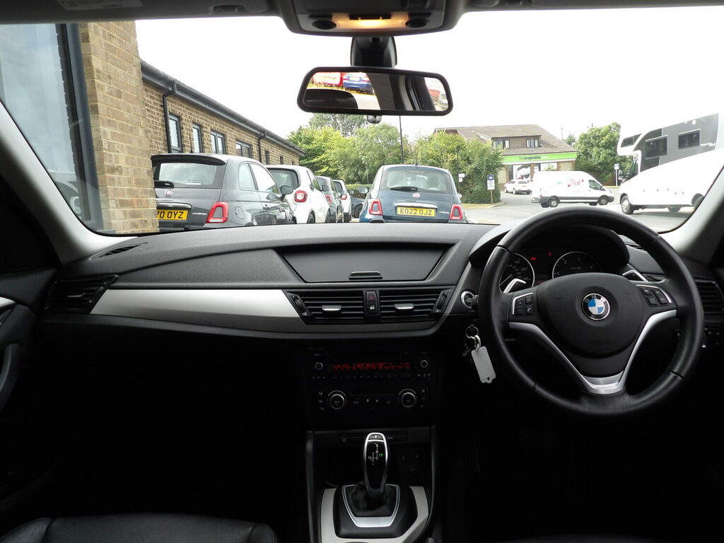 BMW X1 Suv 2.0 20D Se Xdrive 201212 Black #7