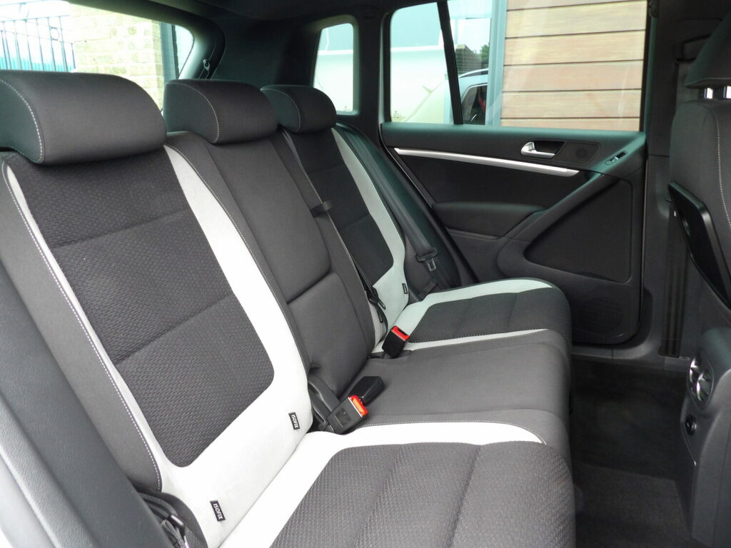 Volkswagen Tiguan 2.0 Tdi Bluemotion Tech Match  #11