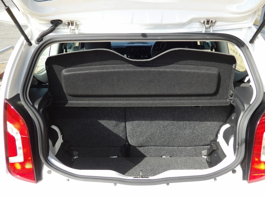 Volkswagen Up Hatchback 1.0 Move Up 20 Road Tax White #6