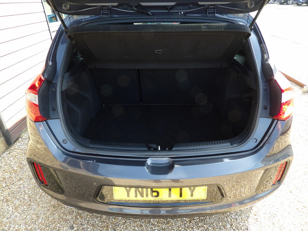 Kia Ceed Hatchback 1.6 Crdi Isg Gt-line Silver #6