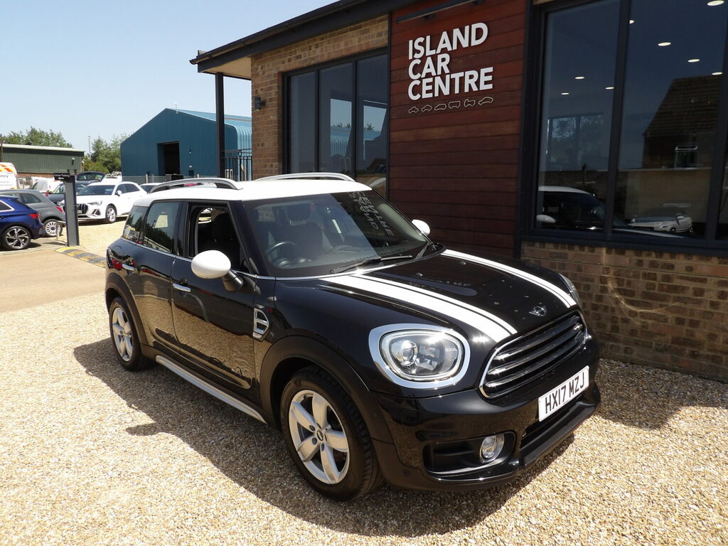Mini Countryman Hatchback 1.5 Cooper All4 Black #3