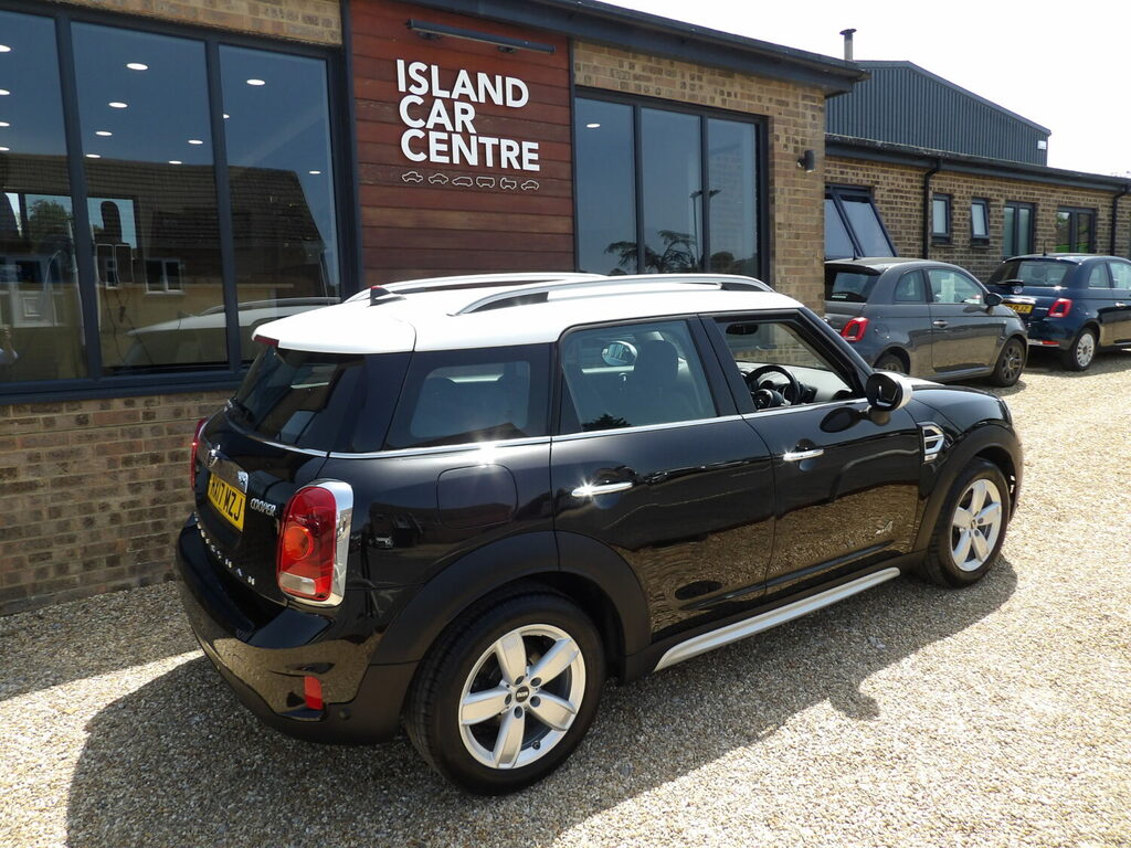Mini Countryman Hatchback 1.5 Cooper All4 Black #6