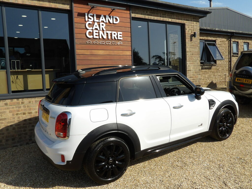 Mini Countryman Hatchback 1.5 Cooper All4 White #4