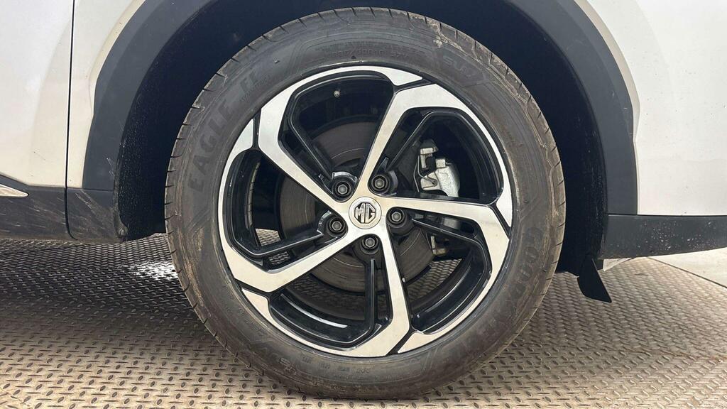 MG HS 1.5 T-gdi 16.6Kwh Trophy Euro 6 Ss Silver #6