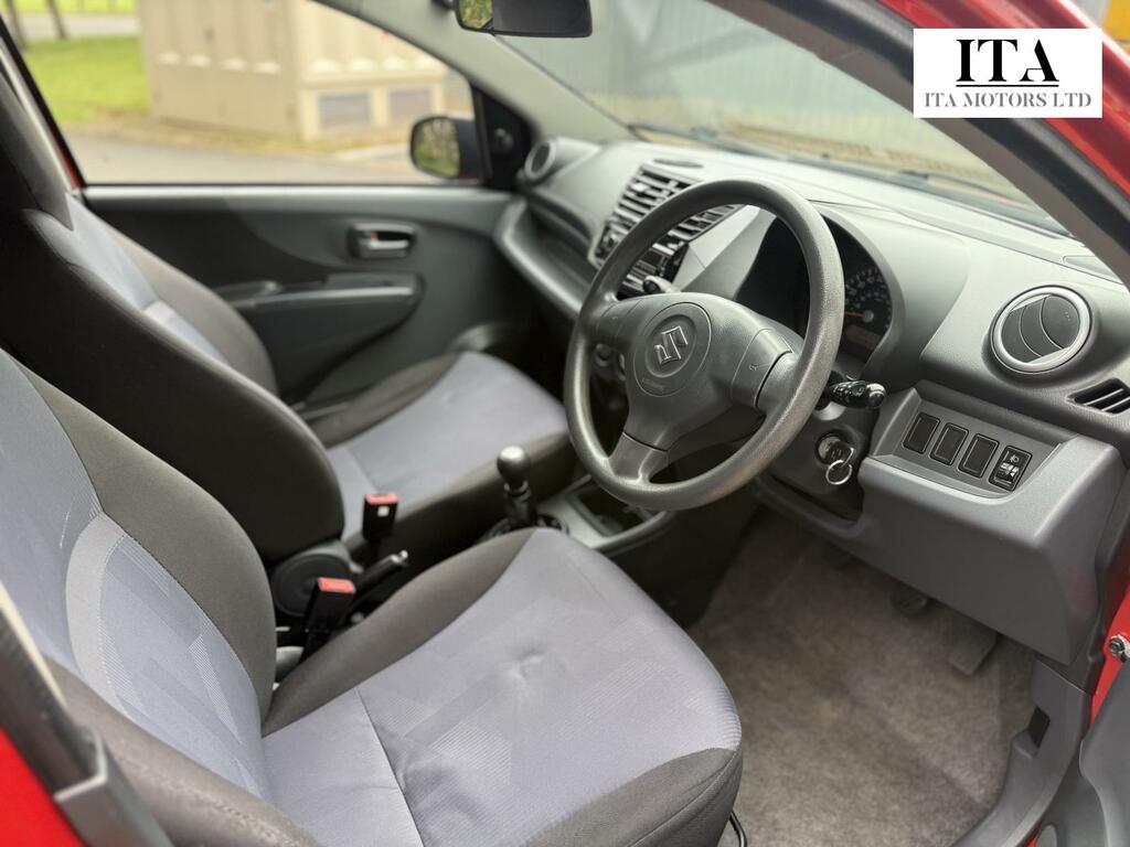 Suzuki Alto Sz White #18