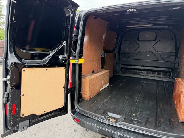 Ford Transit Custom 2018 2.0 280 Limited Pv L1 H1 129 Bhp White #24