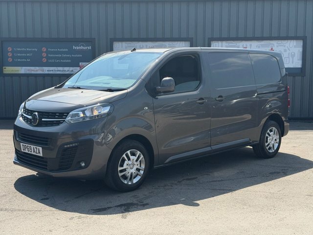 Vauxhall Vivaro 2.0 Turbo D 3100 Sportive Panel Van Man Grey