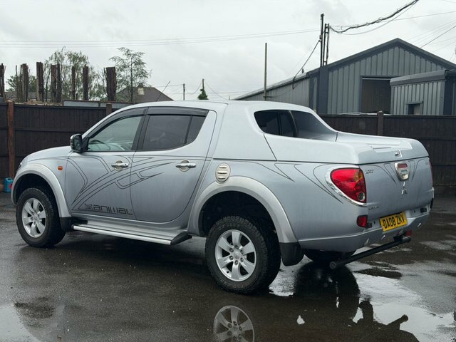 Mitsubishi L200 2.5 Di-d Animal Pickup 4Wd 236 Silver #3