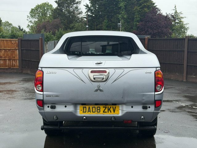Mitsubishi L200 2.5 Di-d Animal Pickup 4Wd 236 Silver #4