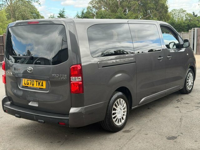 Toyota Proace Verso 2.0D Shuttle Long Mpv Lwb Euro 6 Grey #4
