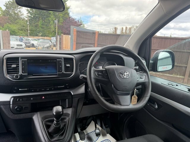 Toyota Proace Verso Shuttle Medium Mpv Grey #15
