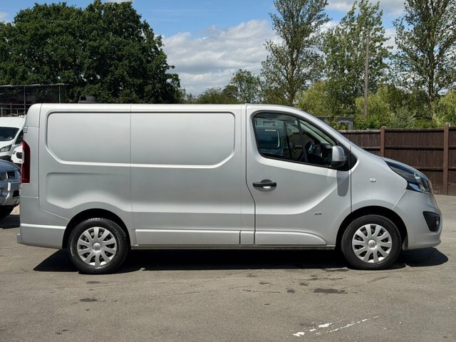 Vauxhall Vivaro Panel Van 1.6 Cdti 2900 Ecoflex 2016 White #9