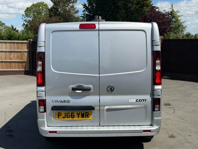 Vauxhall Vivaro 1.6 Cdti 2700 Sportive Panel Van Silver #6
