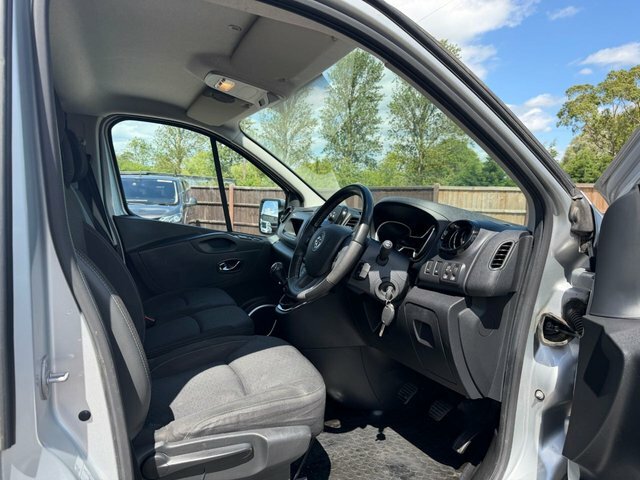 Vauxhall Vivaro Panel Van 1.6 Cdti 2900 Ecoflex 2016 White #12