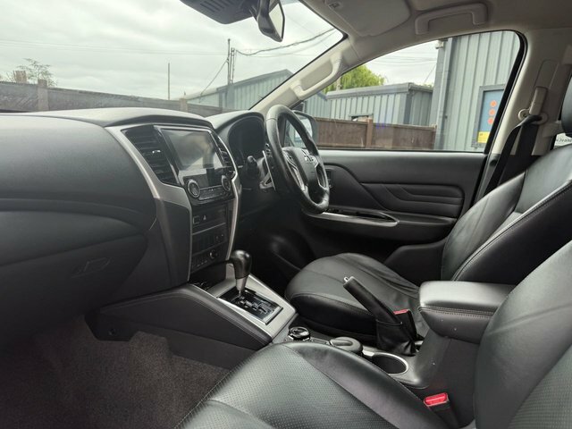 Mitsubishi L200 L200 Barbarian Di-d Black #25