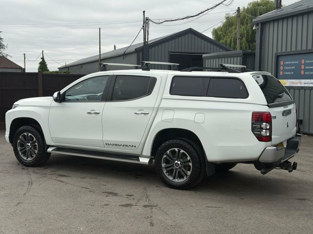 Mitsubishi L200 2.2 Di-d Dc Barbarian Pickup Double Cab White #5