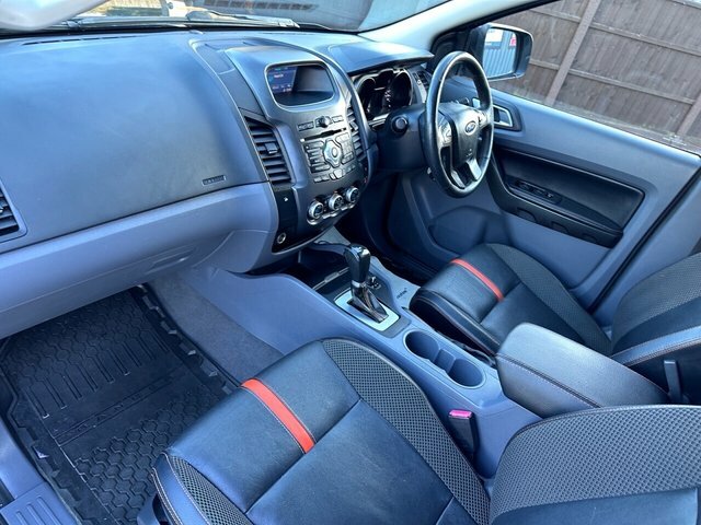 Ford Ranger Pick Up Double Cab Limited 2.2 Tdci 150 4Wd Black #15