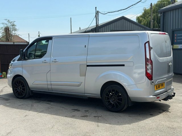 Ford Transit Custom 2.0 300 Ecoblue Limited Panel Van Manua BJ18YPR Silver #3