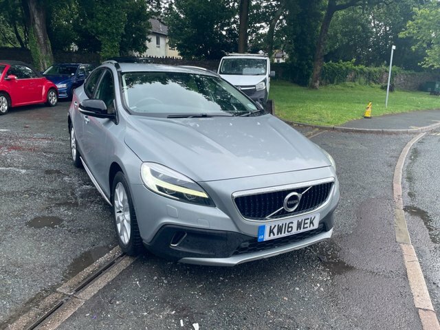 Volvo V40 Cross Country 2.0 D3 Pro Hatchback Euro 6 S S Silver #3