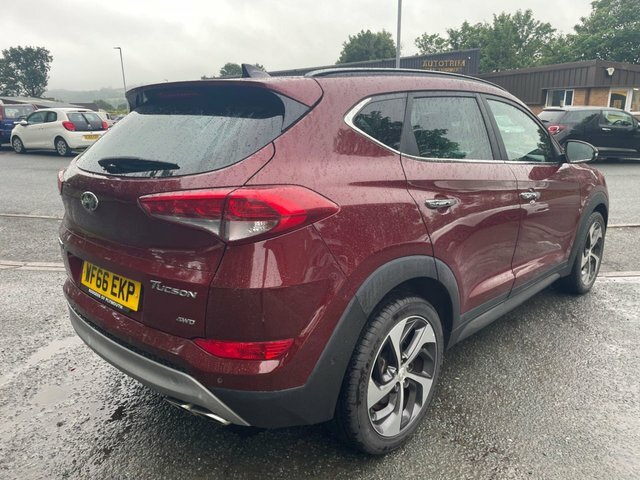Hyundai Tucson 2.0 Crdi Premium Se Suv 4Wd Euro 6 WF66EKP Red #4