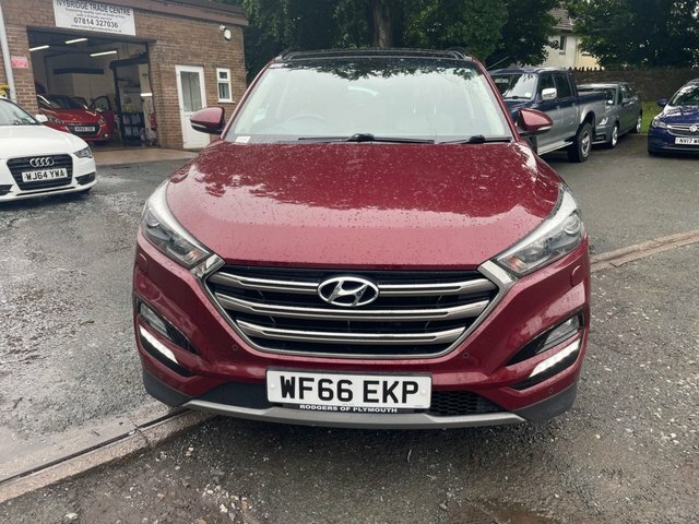 Hyundai Tucson 2.0 Crdi Premium Se Suv 4Wd Euro 6 Red