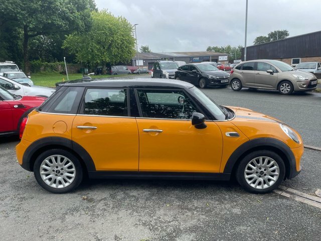 Mini Hatch 1.5 Cooper Hatchback Euro 6 S S GL64FJV Orange #4