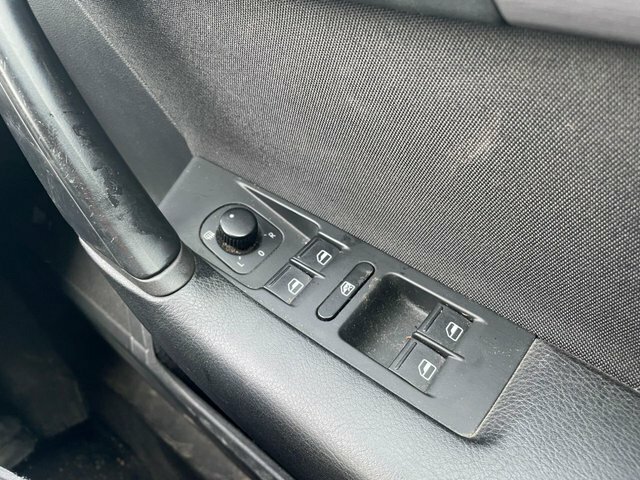 Volkswagen Passat 1.6 Tdi Bluemotion Tech Silver #25