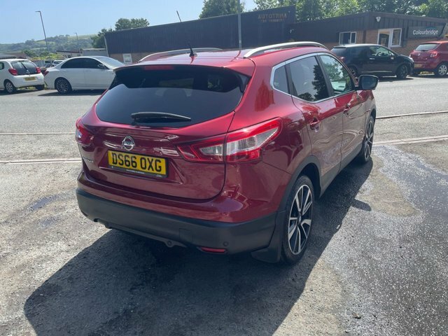Nissan Qashqai 1.5 Dci Tekna Suv 2Wd Euro 6 S DS66OXG Red #5
