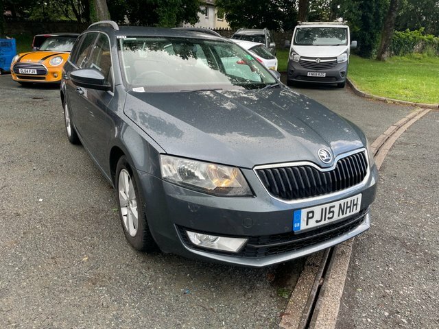 Skoda Octavia 1.6 Tdi Se Business Greenline III Estate Diese PJ15NHH Grey #3
