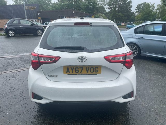 Toyota Yaris 1.5 Vvt-i Icon Tech Hatchback Eu AY67VOG White #6