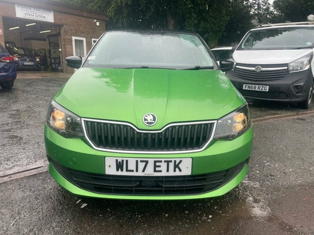 Skoda Fabia 1.0 Tsi Colour Edition Hatchback WL17ETK Green #2