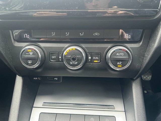 Skoda Octavia Hatchback Black #20