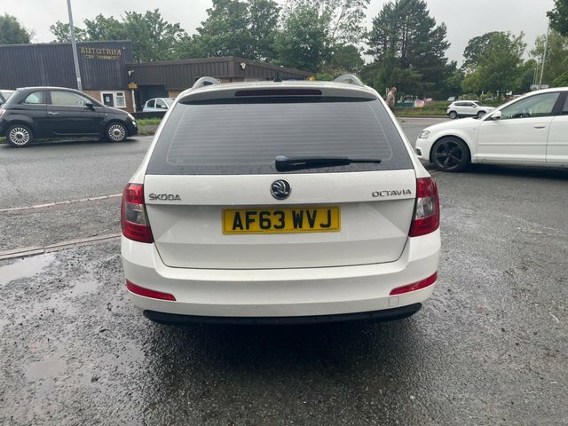 Skoda Octavia Hatchback Black #6