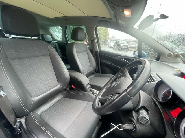 Vauxhall Meriva Tech Line Red #12