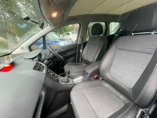 Vauxhall Meriva Tech Line Red #17