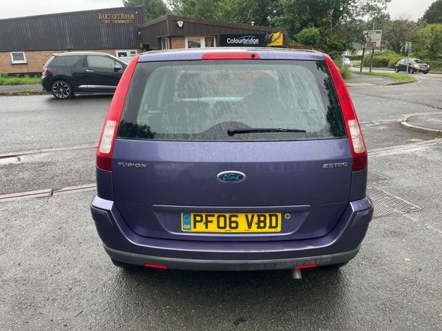 Ford Fusion 1.6 Zetec Climate Hatchback Purple #6