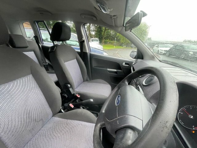 Ford Fusion 1.4 Style Climate Hatchback Purple #12