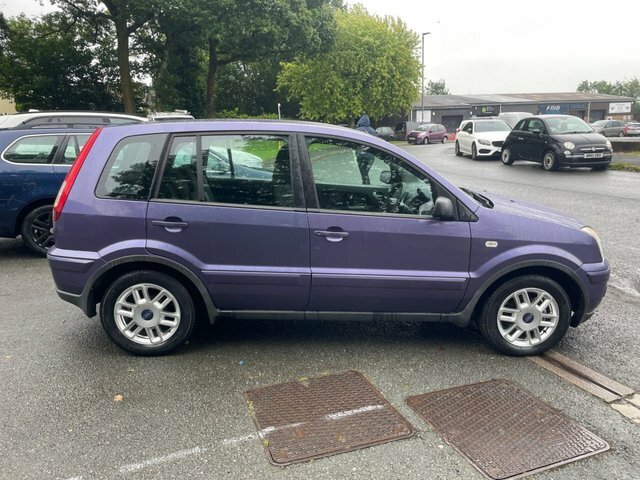 Ford Fusion 1.6 Zetec Climate Hatchback Purple #4