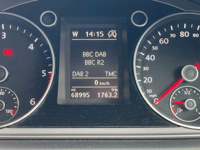 Volkswagen Passat S Blue #17