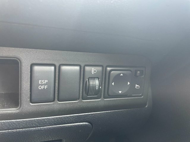 Nissan Note 1.4 L N-tec Black #25