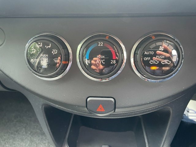 Nissan Note 1.4 L N-tec Black #20